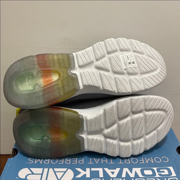 Skechers GOwalk Air Twirl White Sneakers - Picture 8 of 9